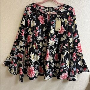 JODIFL Black and Pink Floral Blouse